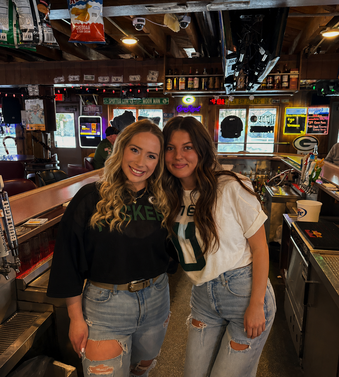 Partner's Pub staff