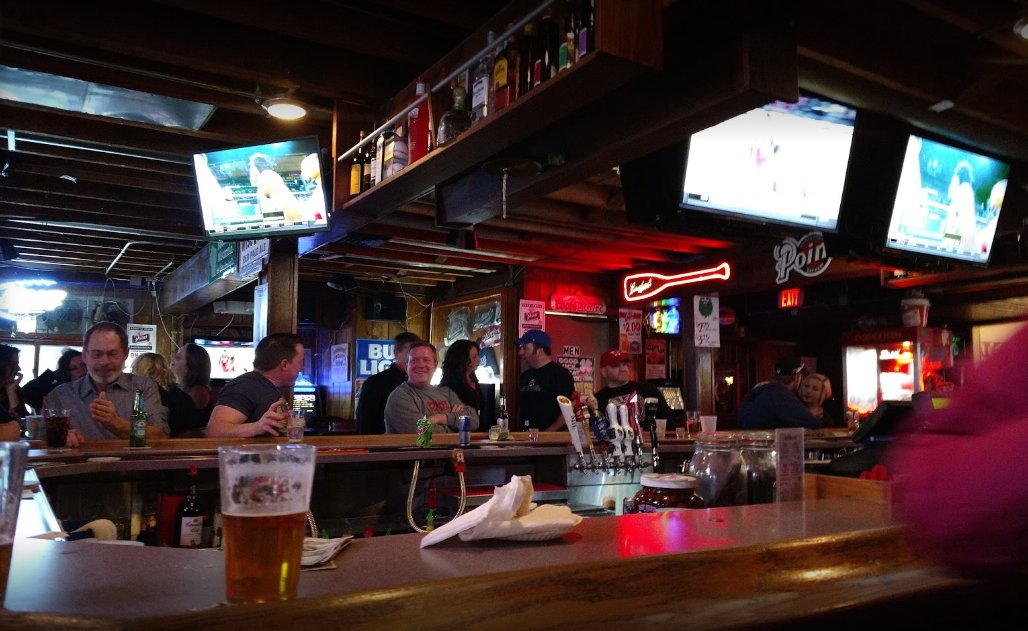 Partner's Pub bar